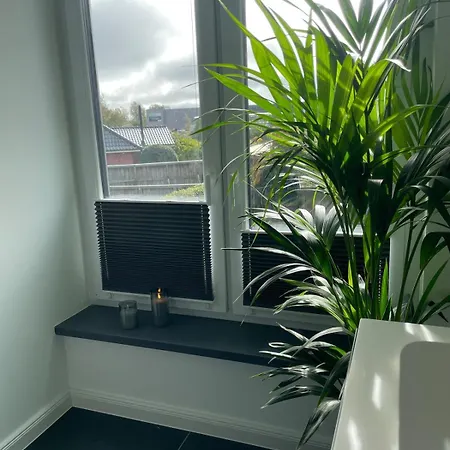 Modern Saniertes Haus In Husum Сasa de vacaciones Niederdorla