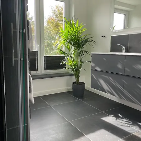 Semesterbostad Modern Saniertes Haus In Husum
