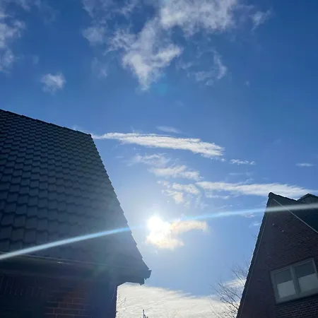 Semesterbostad Modern Saniertes Haus In Husum