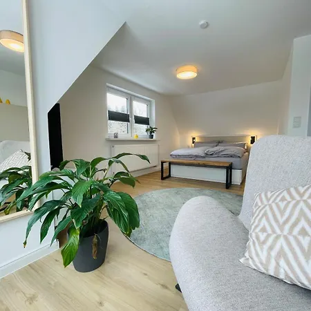 Modern Saniertes Haus In Husum Vakantiehuis