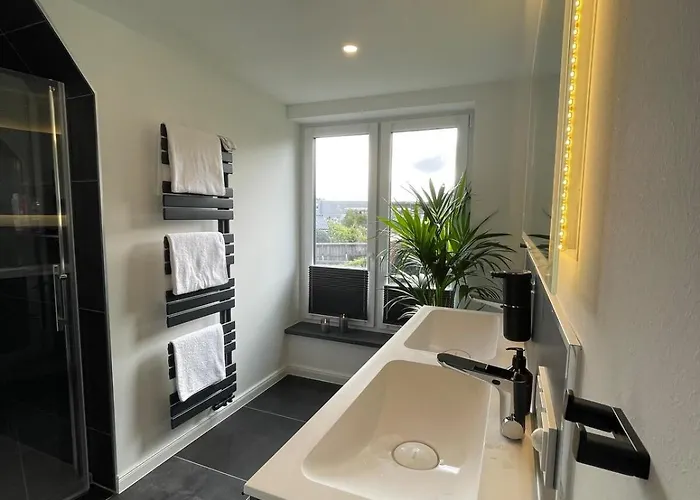 Modern Saniertes Haus In Husum Tatil Evi *