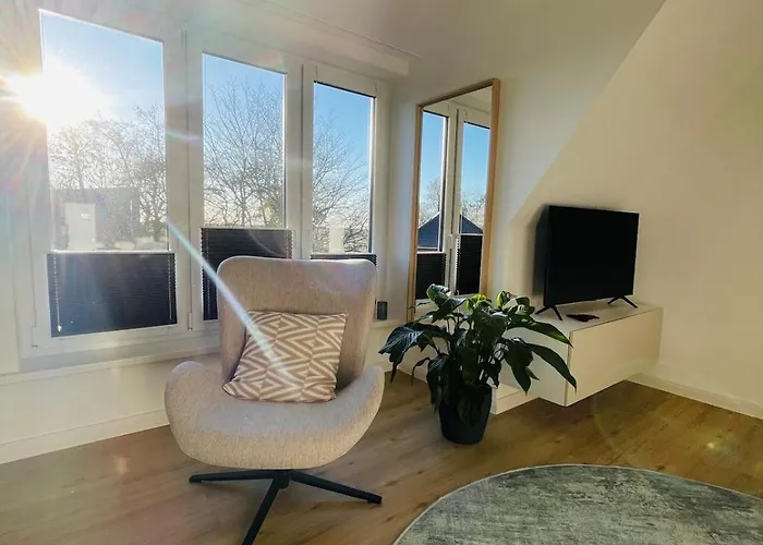 Modern Saniertes Haus In Husum Tatil Evi *